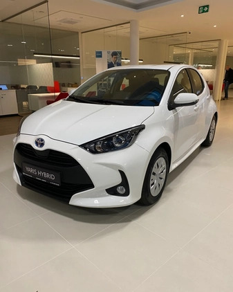 Toyota Yaris cena 93500 przebieg: 5, rok produkcji 2023 z Węgorzewo małe 172